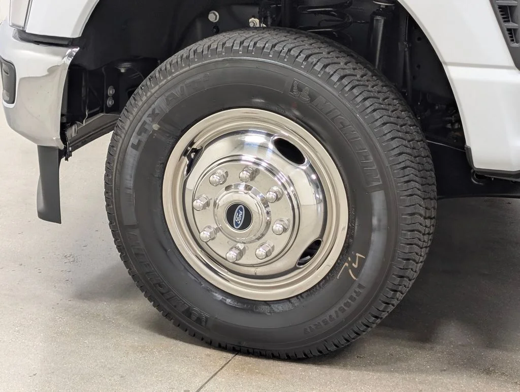 New 2026 Oxford White Ford F-350® XL image 2