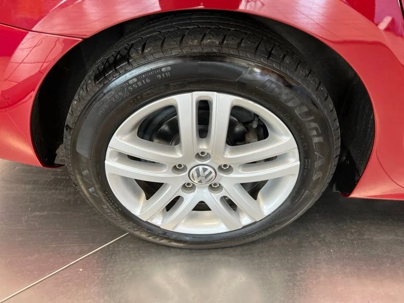 Used 2018  Volkswagen 1.4T S image 9