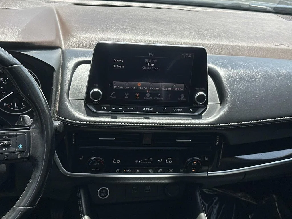 Used 2023 Super Black Nissan SL image 23