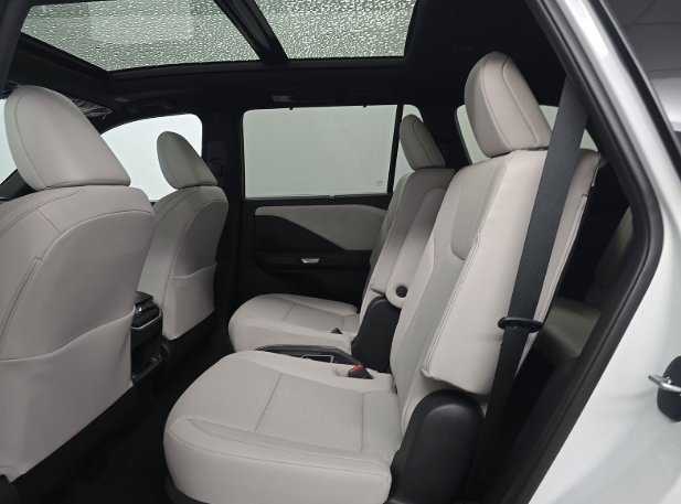 Used 2026 White Lexus TX 350 Premium image 4