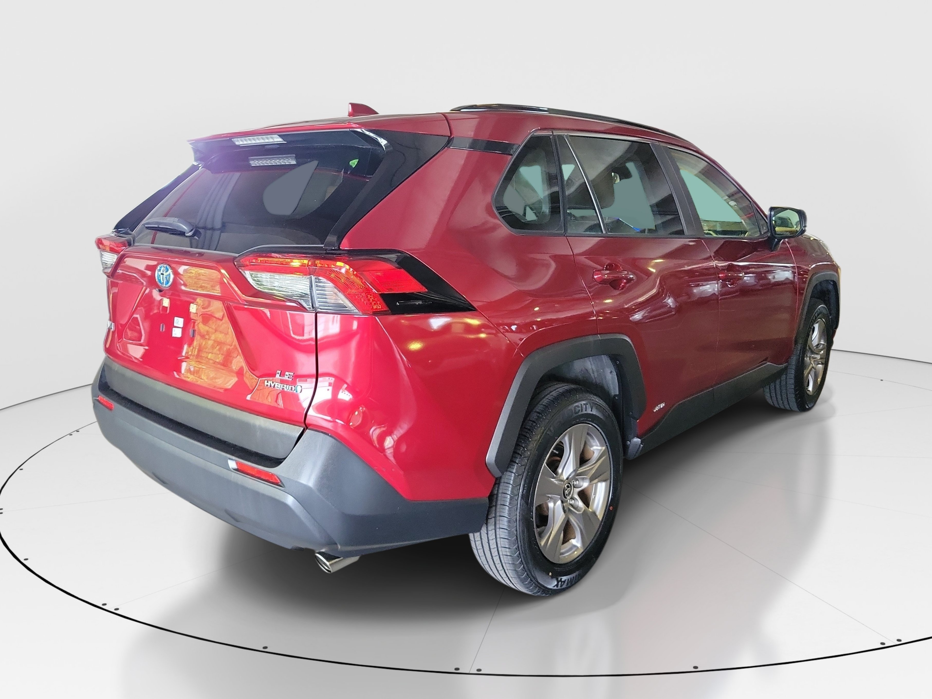 Used 2024 Pearl Toyota LE image 6