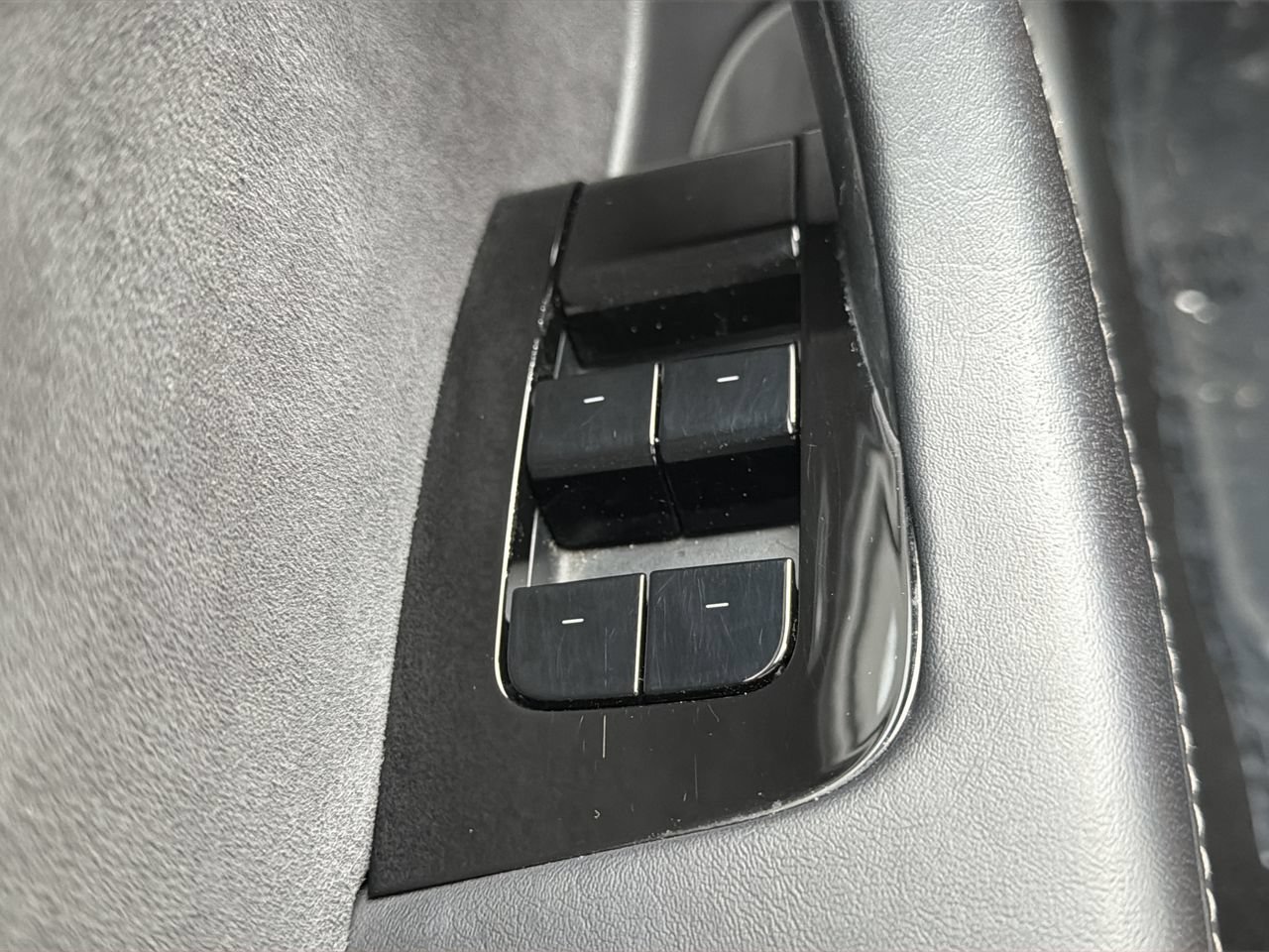 Used 2018 Black Tesla Long Range image 16