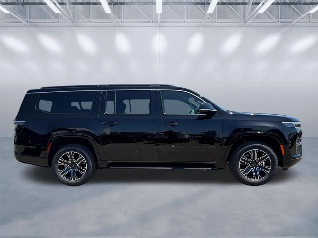 New 2026 Black Jeep  image 3