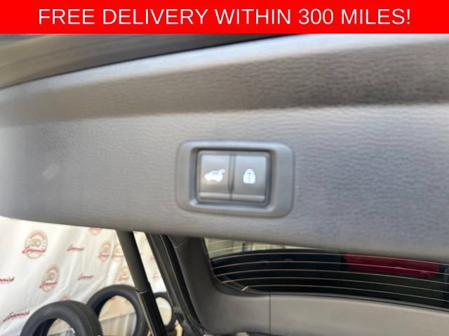 Used 2024 White Mitsubishi SE 2.5 2WD image 28