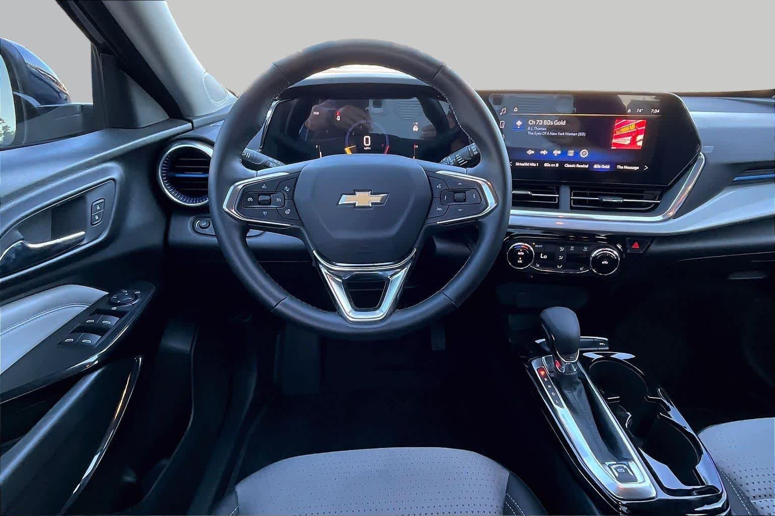 Pre-Owned 2024 Chevrolet Trax LT