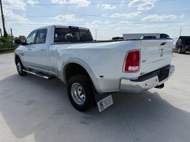 Used 2014 Bright White Clearcoat Ram Laramie image 3