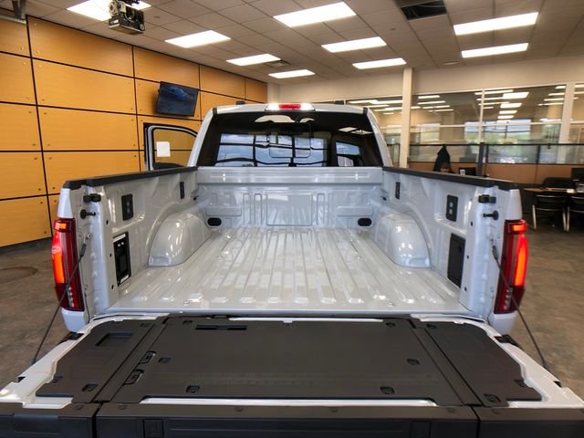 New 2026 Avalanche Ford Lariat® image 23