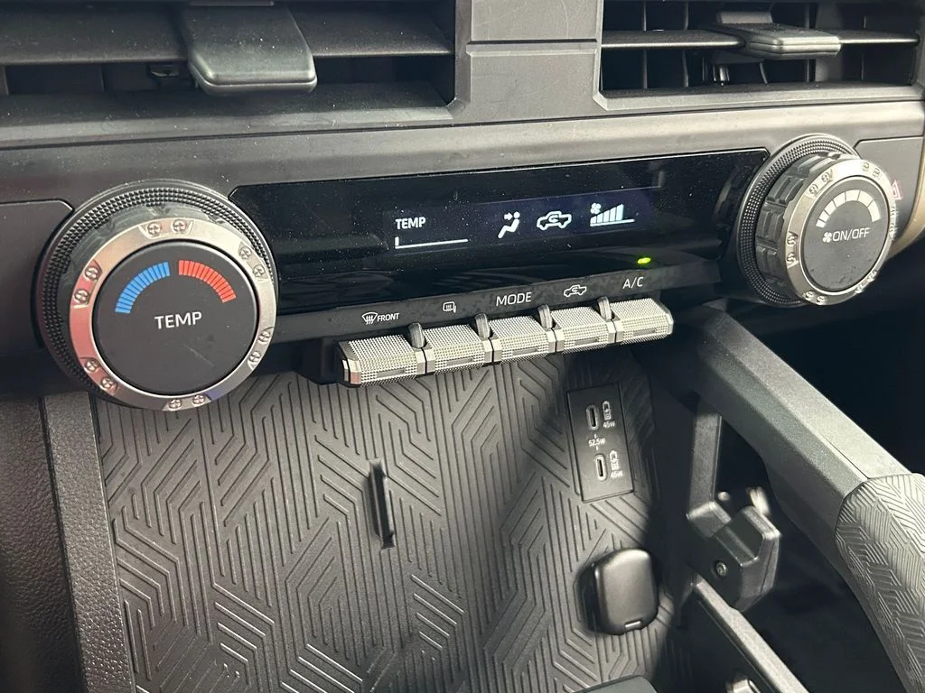 Used 2024 Underground Toyota SR5 image 32
