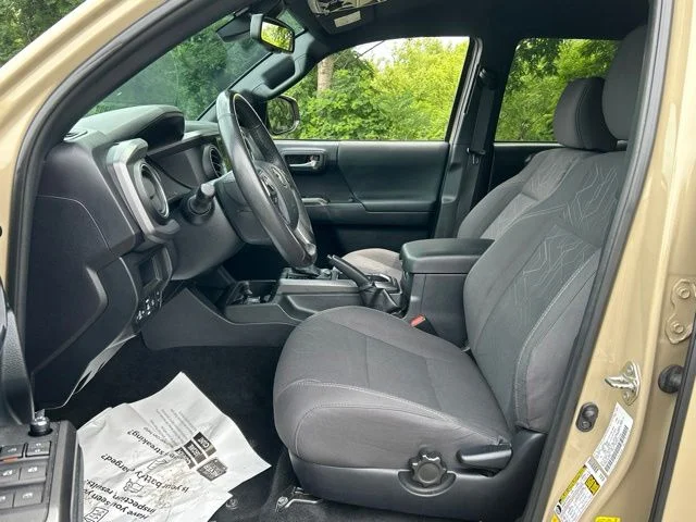 Used 2018  Toyota TRD Off-Road image 22