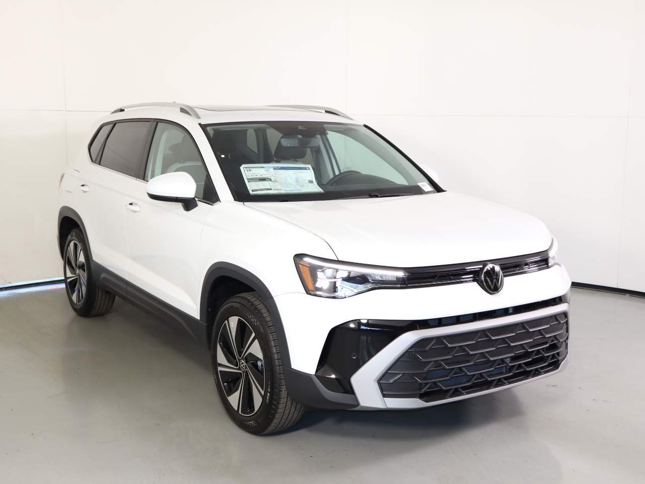 New 2026 Pure White Volkswagen SE 4Motion image 3