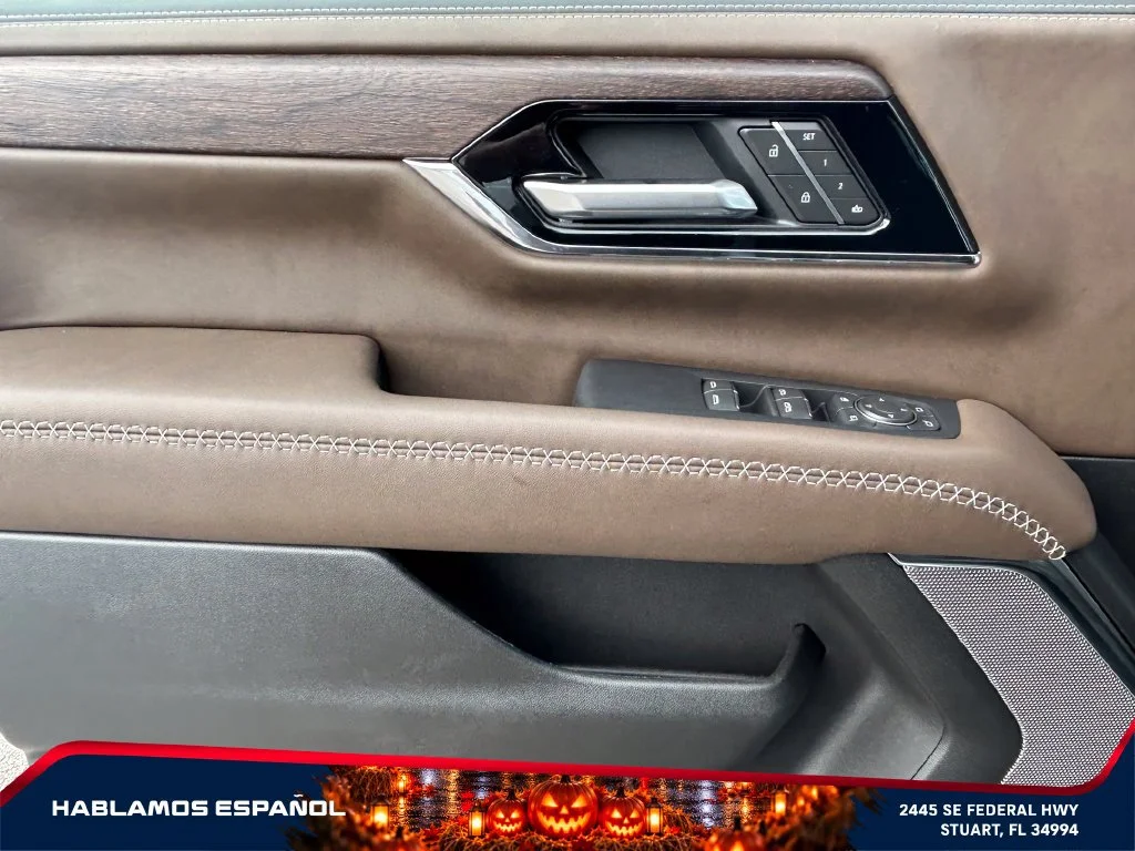 New 2027 Glacier White Tricoat GMC Denali Ultimate image 24
