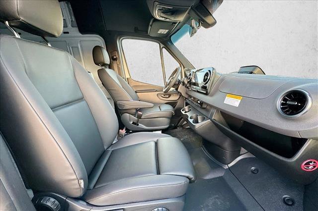 New 2026 Arctic White Mercedes-Benz  image 50