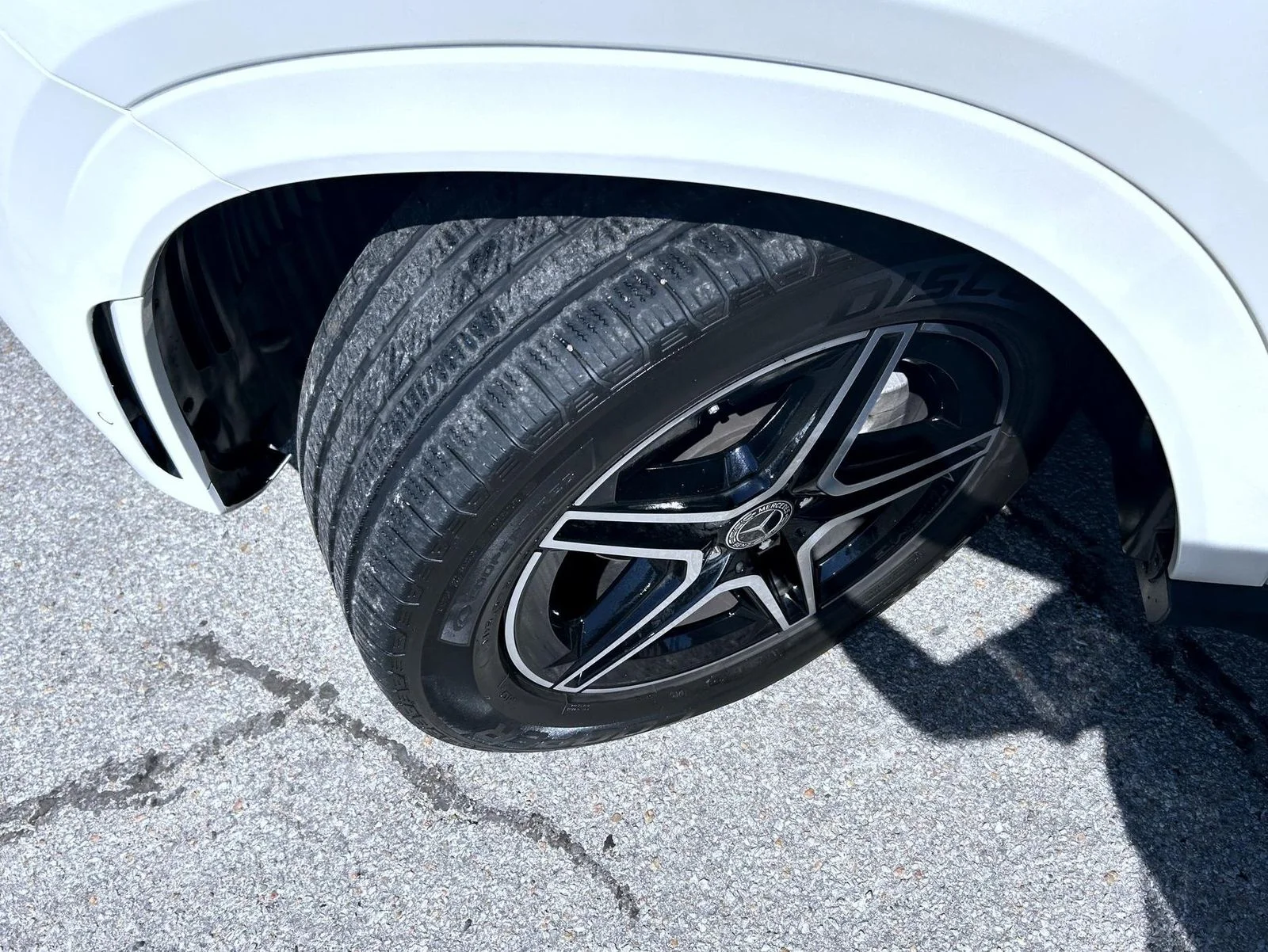 Used 2022 White Mercedes-Benz GLE 350 image 23
