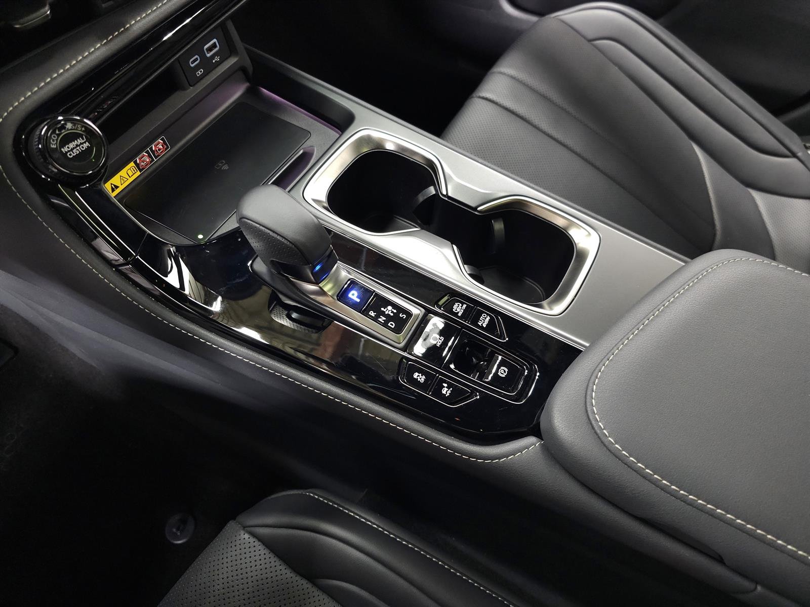 Certified Used 2025 Gray Lexus F SPORT Handling image 32