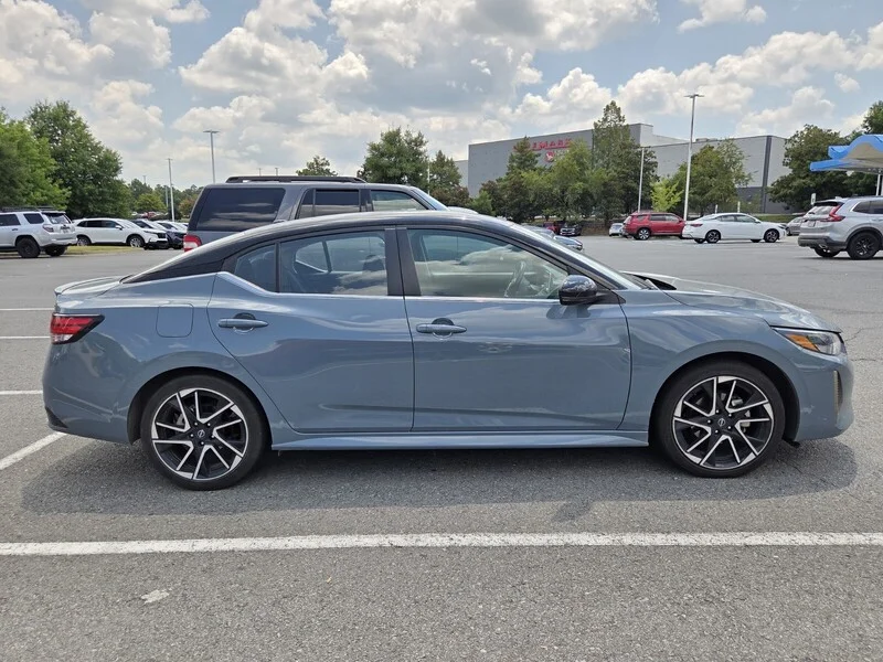 Used 2025 Gray Metallic NISSAN SR image 4