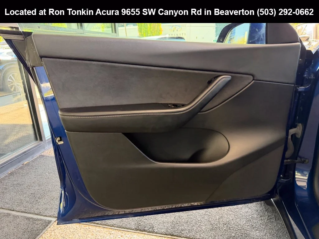 Used 2020 Deep Blue Metallic Tesla Long Range image 11