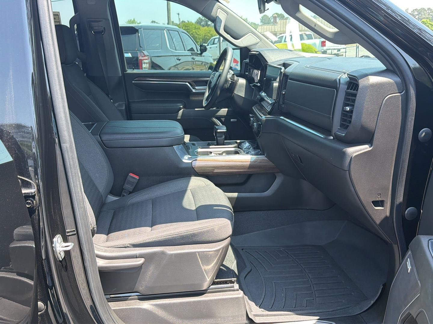 Used 2023 Black Chevrolet RST image 13