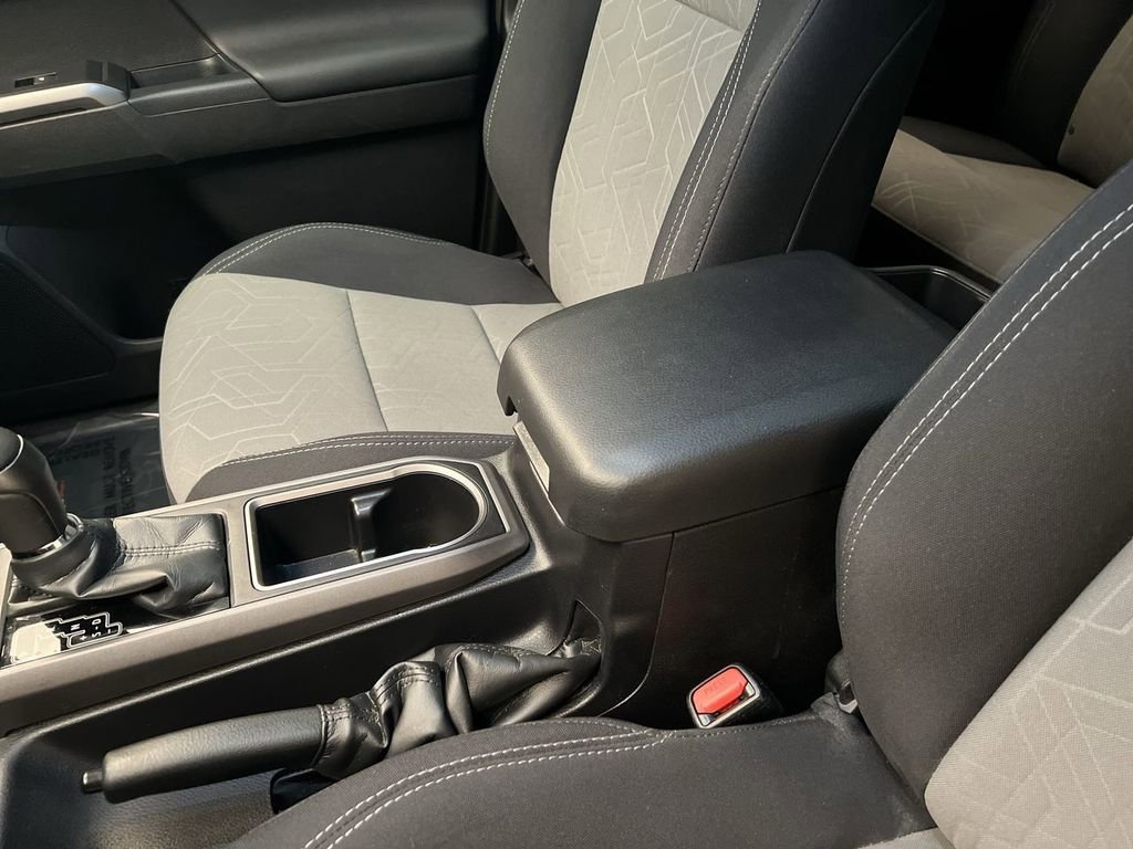 2021 Toyota Tacoma TRD Sport - Photo 20