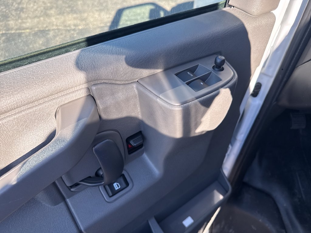 2026 Chevrolet Express Cargo Work Van - Photo 12
