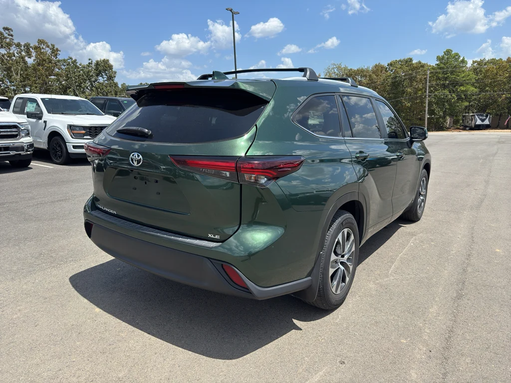 Used 2024 Cypress Toyota XLE image 5