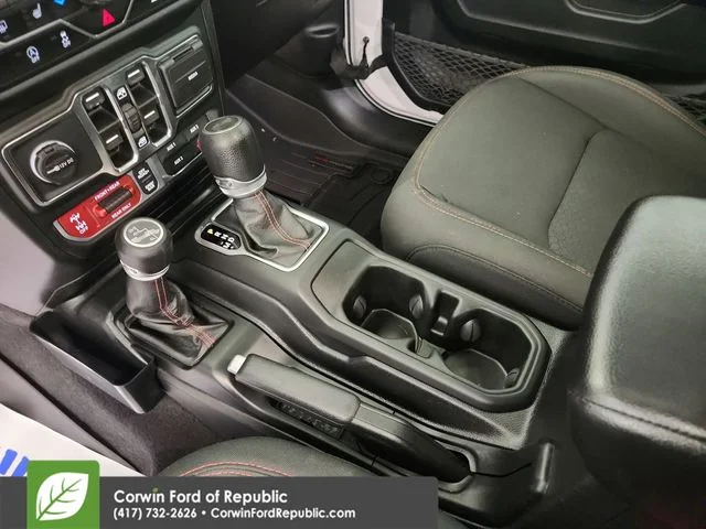 Used 2021 Bright White Clearcoat Jeep Unlimited Rubicon image 15