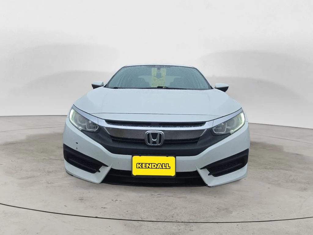 Used 2017 White Honda EX image 2