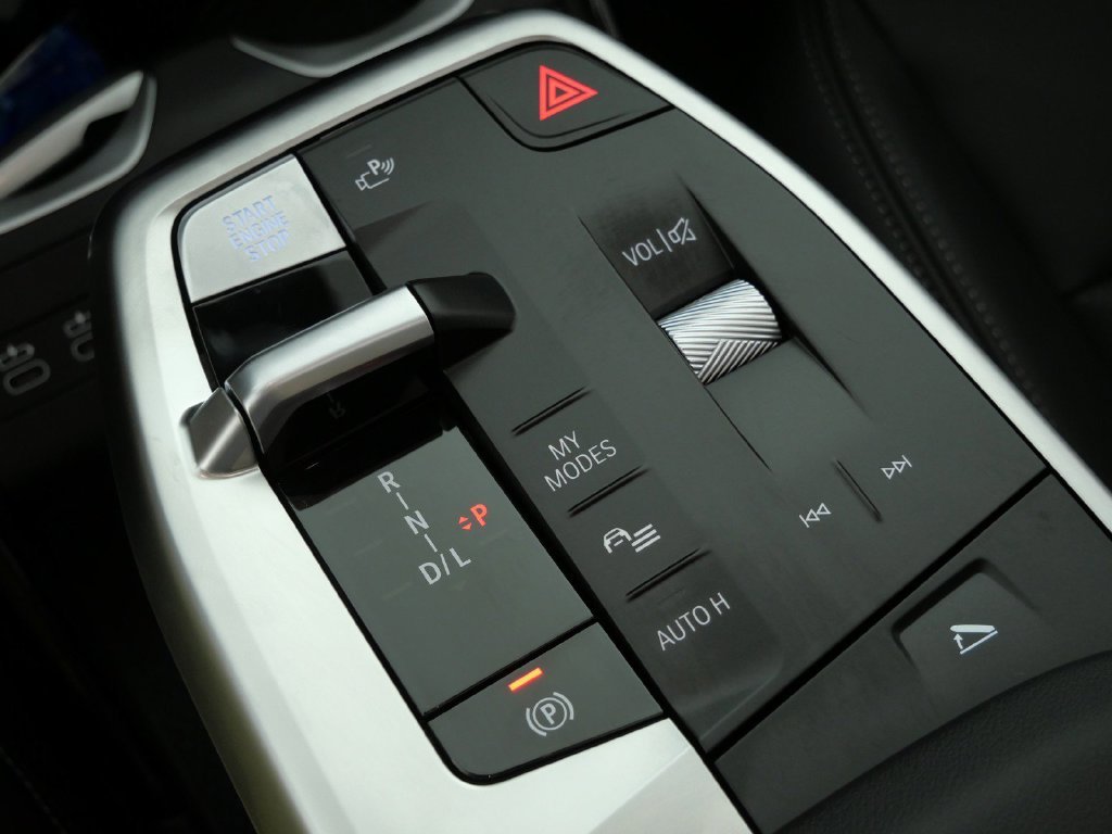 New 2027 Dune Grey Metallic BMW xDrive28i image 46