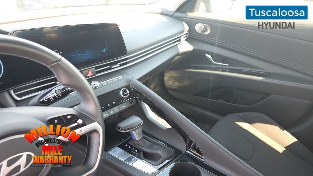 Certified Used 2025 Gray Hyundai SEL Convenience image 22