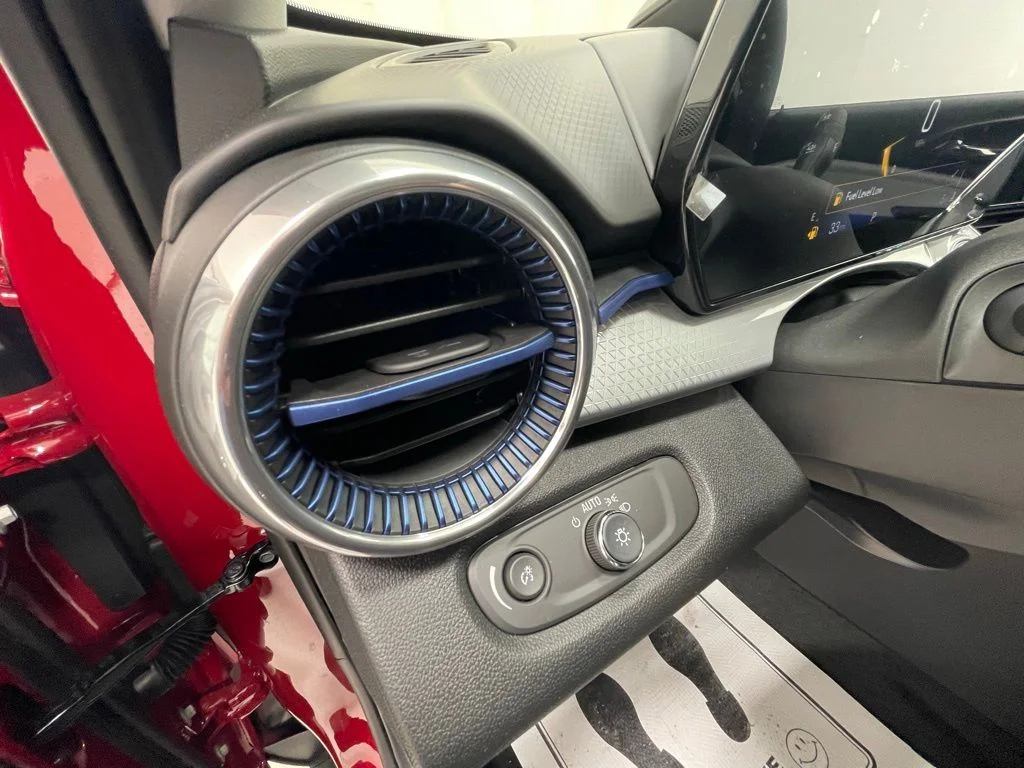 2026 Chevrolet Trax LT - Photo 13