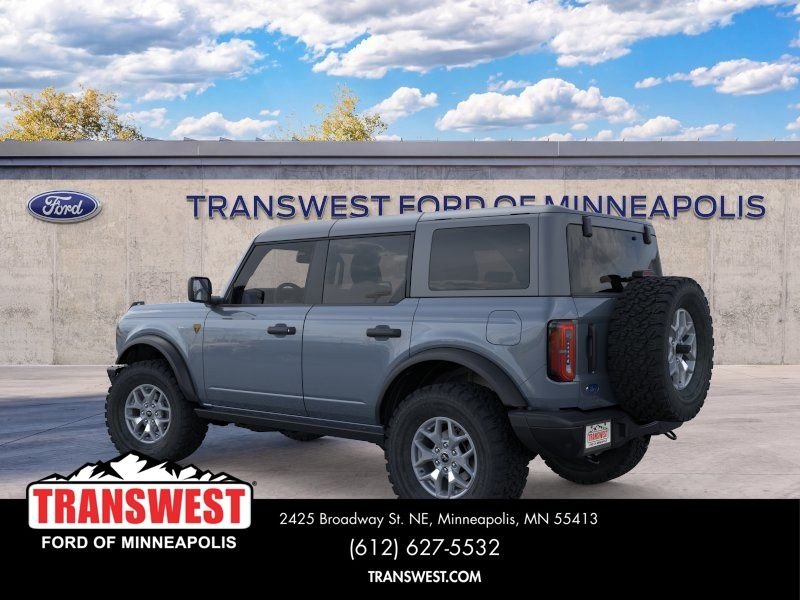 New 2025 Azure Gray Metallic Tri-Coat Ford Badlands® image 4