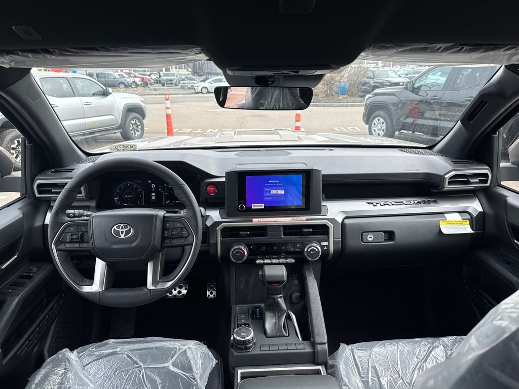 2026 Toyota Tacoma TRD Sport - Photo 11