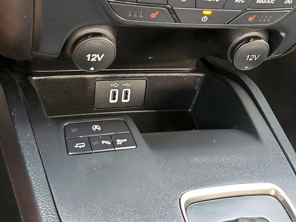 Used 2022 Gray Metallic Ford XLT image 19