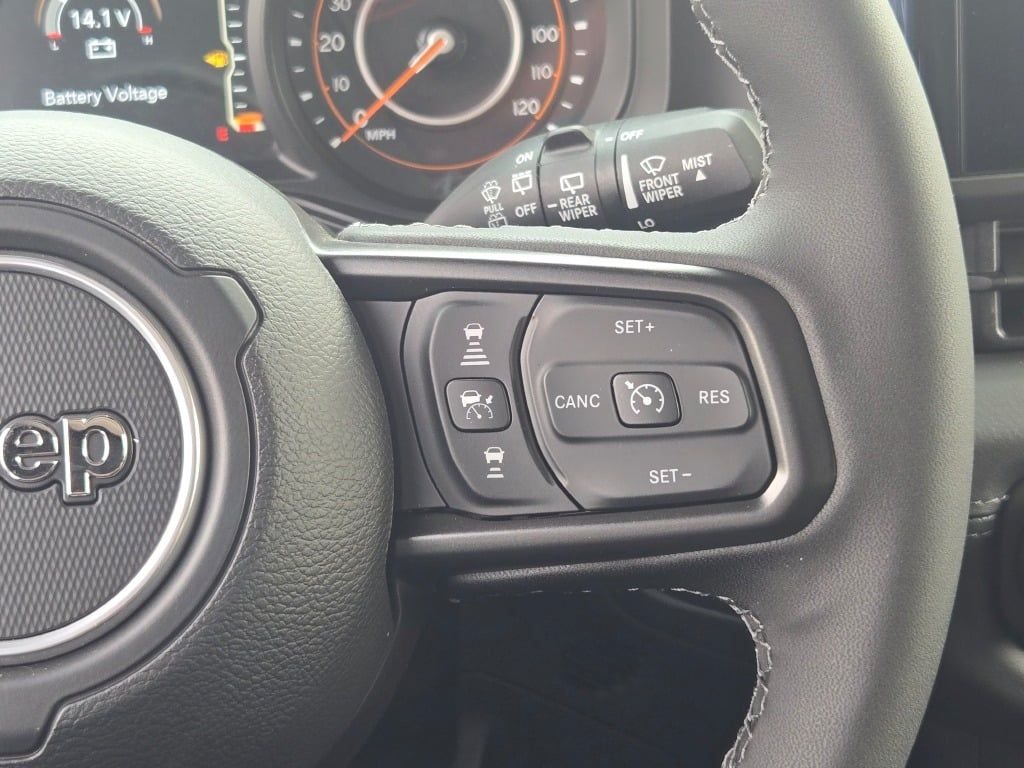 New 2026 Hydro Blue Pearlcoat Jeep Rubicon X image 35