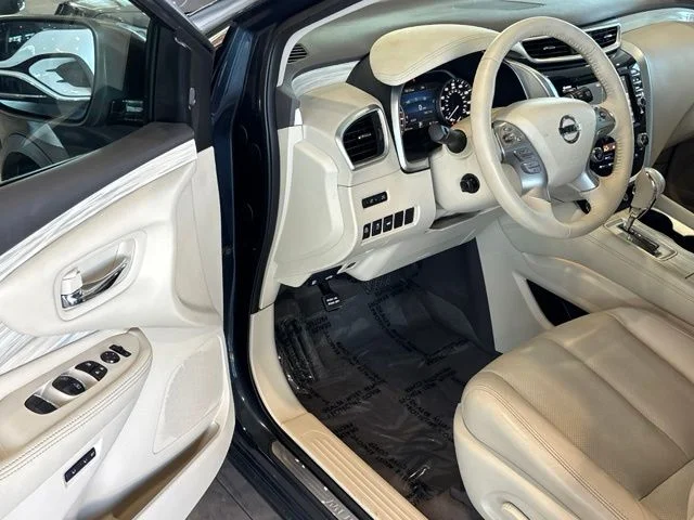 Used 2017 Blue Nissan Platinum image 21