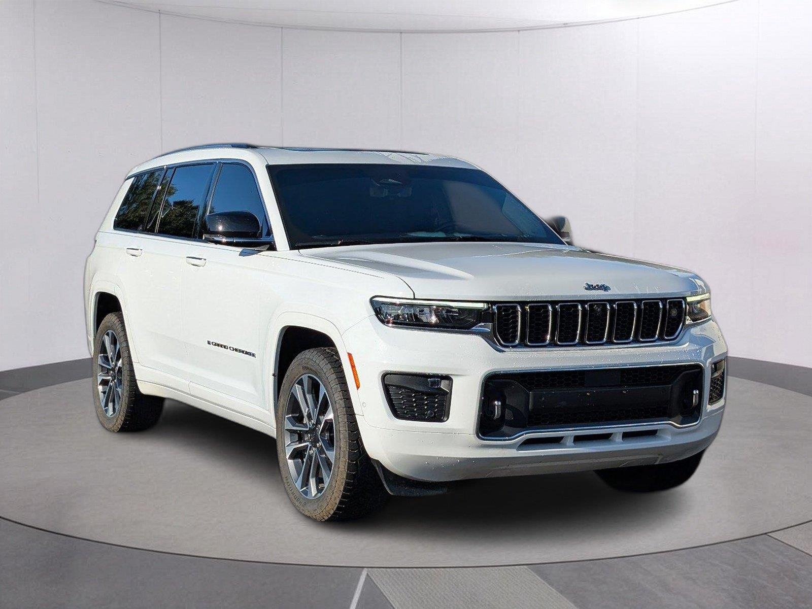 Used 2021 Bright White Clearcoat Jeep Overland image 9