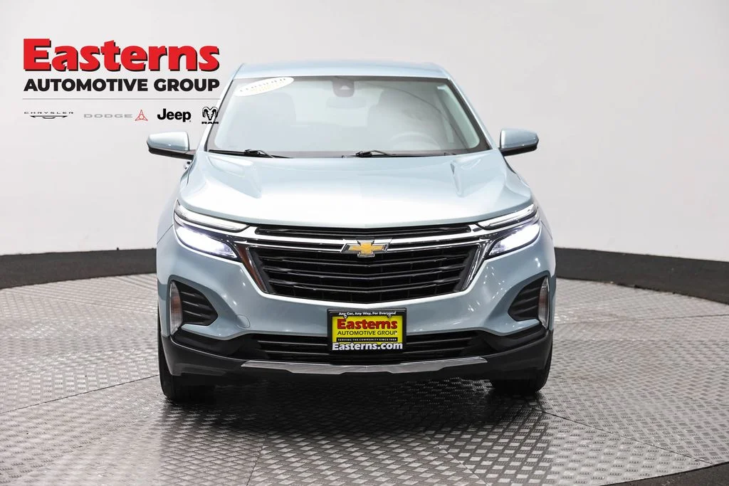 Used 2022 Blue Chevrolet LT image 2