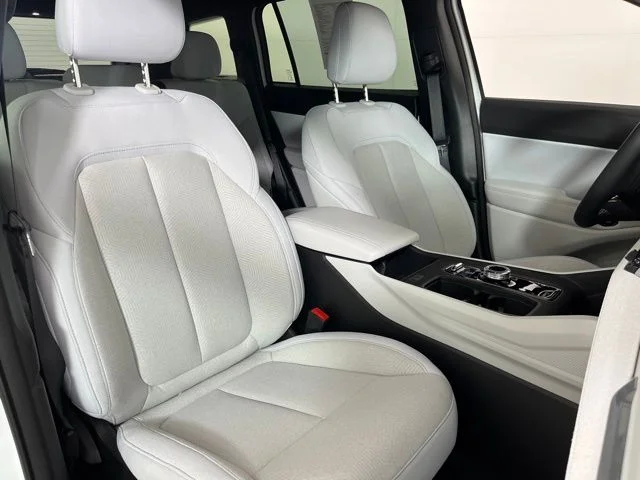Used 2026 White Jeep Laredo image 42
