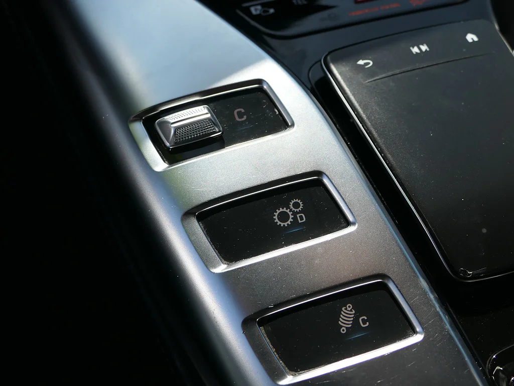 Used 2021  Mercedes-Benz 53 image 21