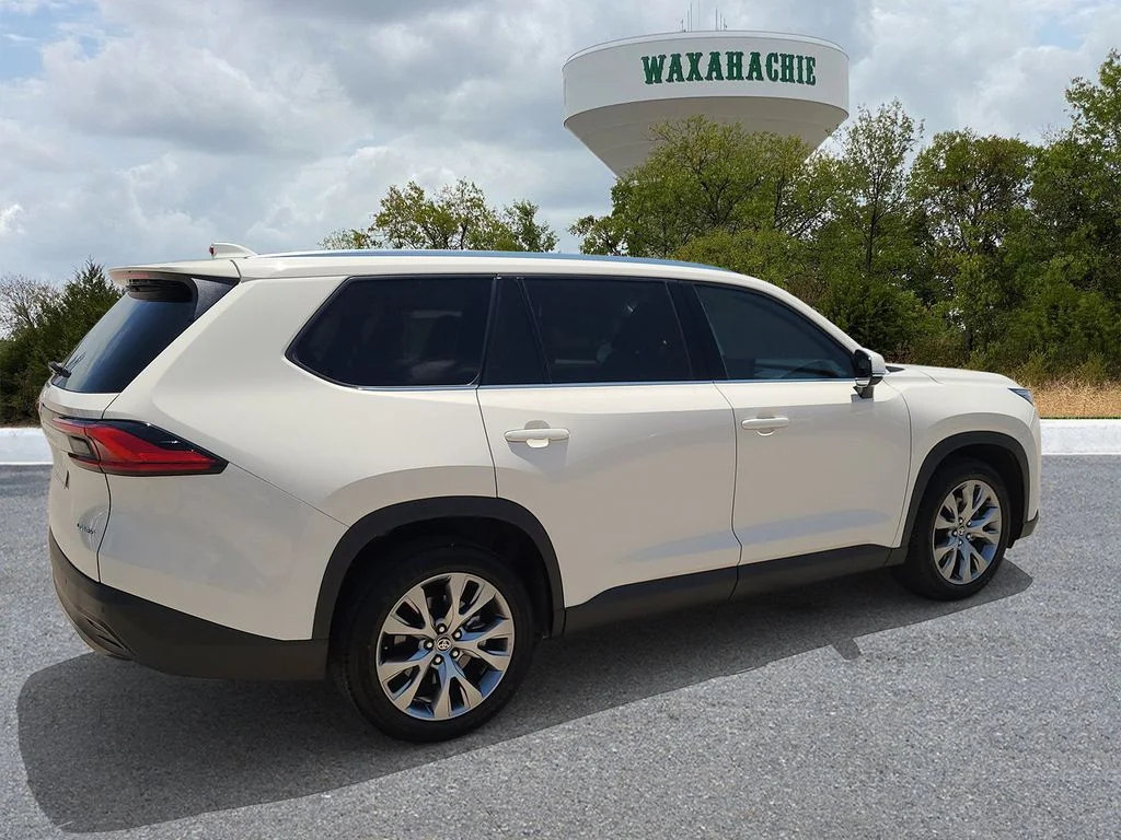 Used 2024 White Toyota Limited image 3