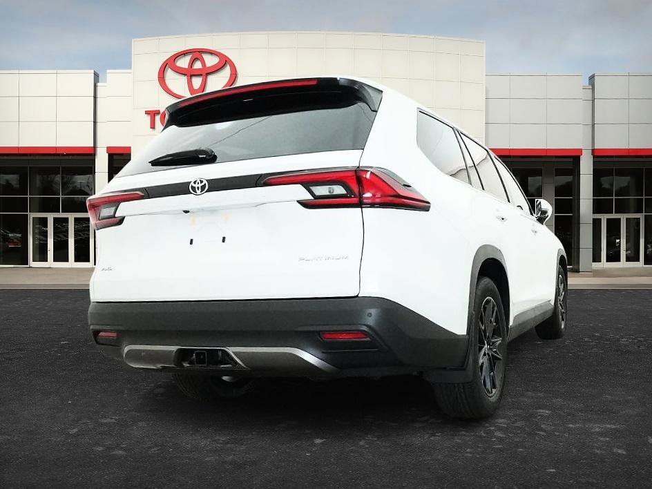 New 2026 Wind Chill Pearl Toyota Platinum image 21