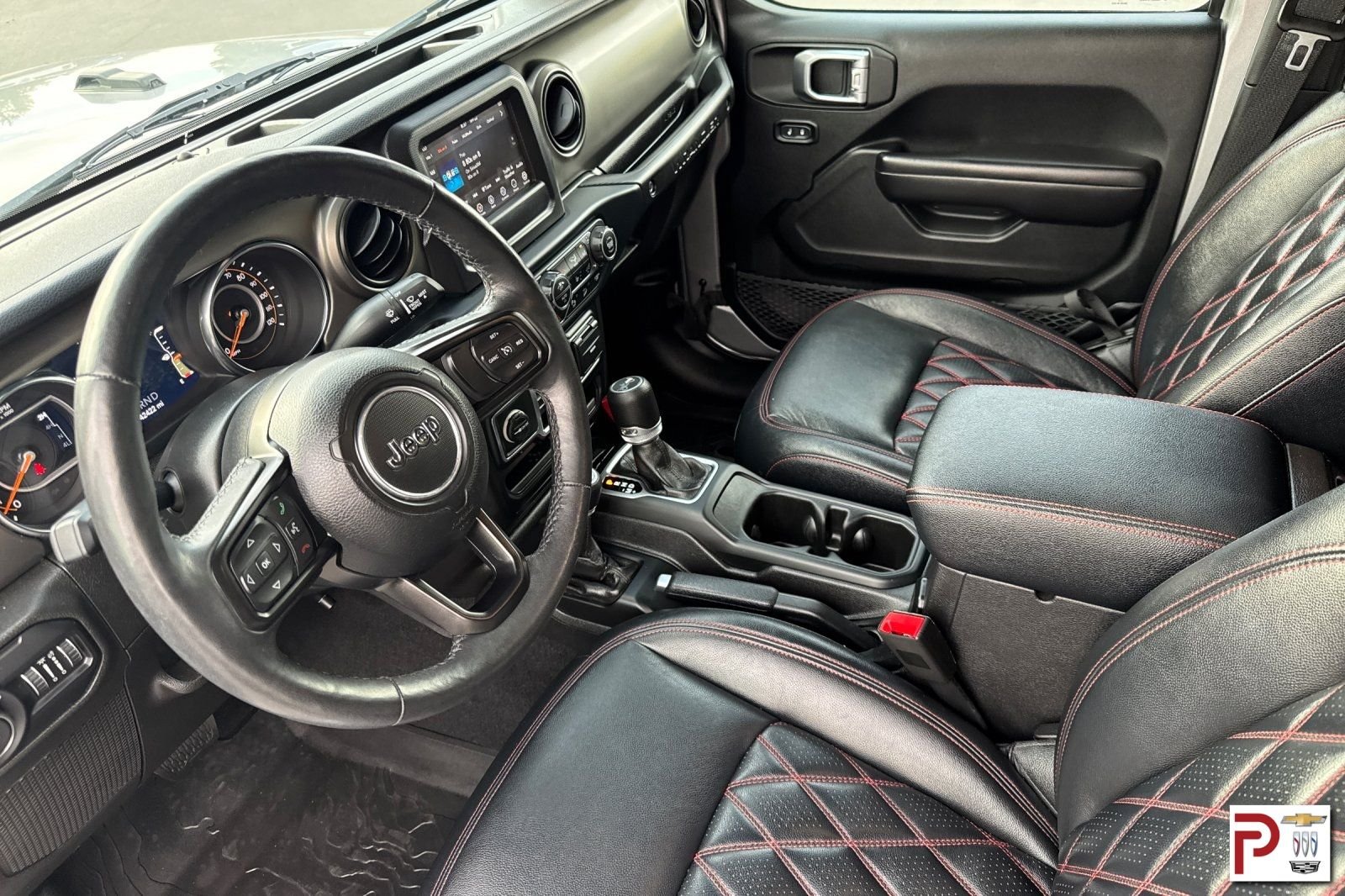 Used 2019 Silver Jeep Unlimited Sport S image 10