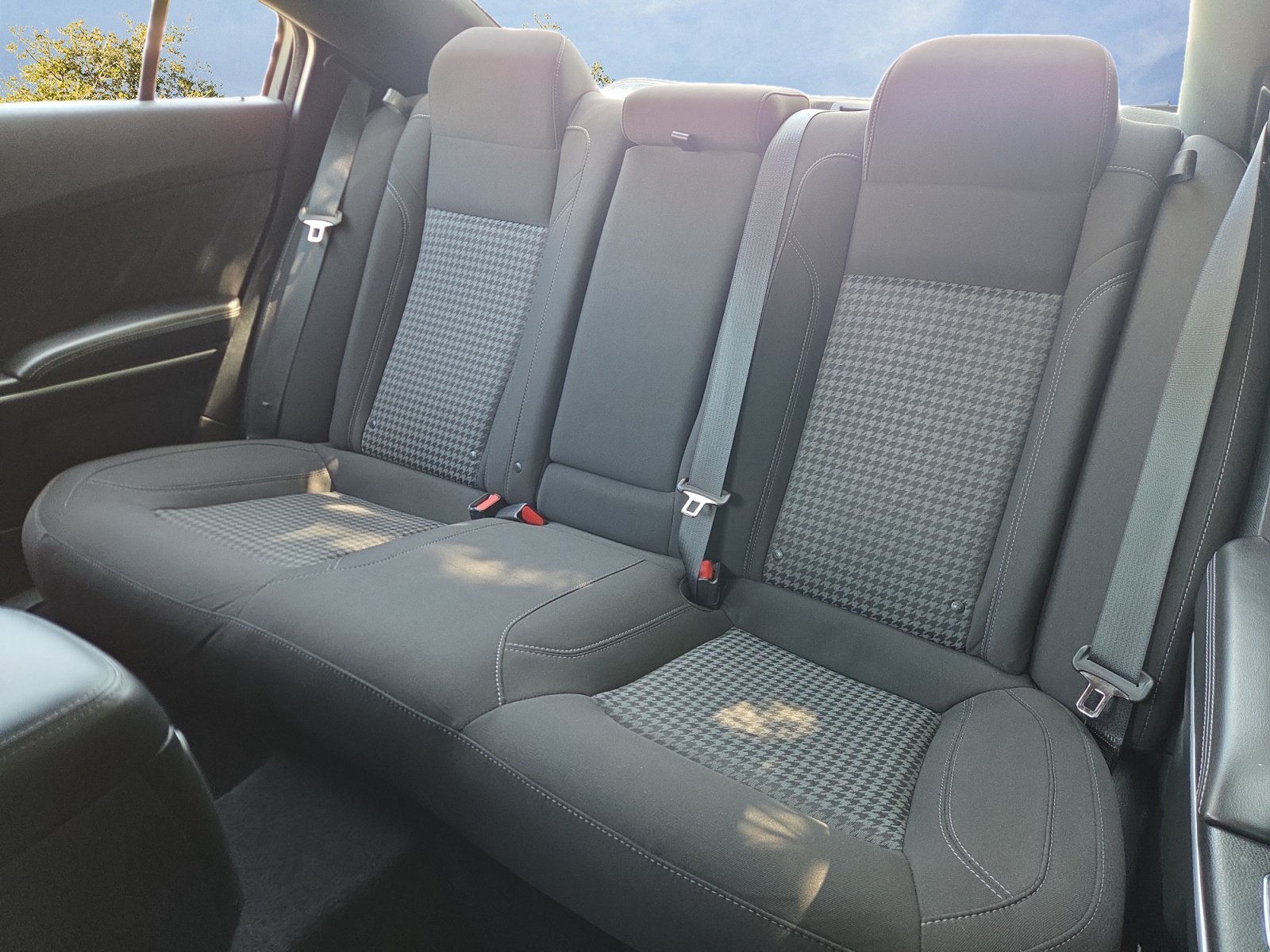2023 Dodge Charger SXT - Photo 13
