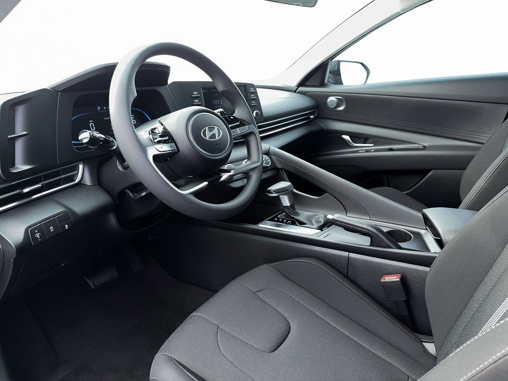 New 2026 Amazon Gray Hyundai SE image 14