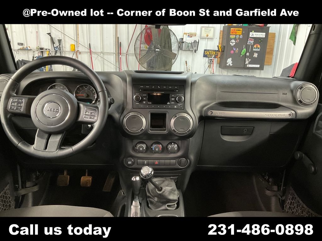 Used 2015 Black Jeep Unlimited Sport image 18