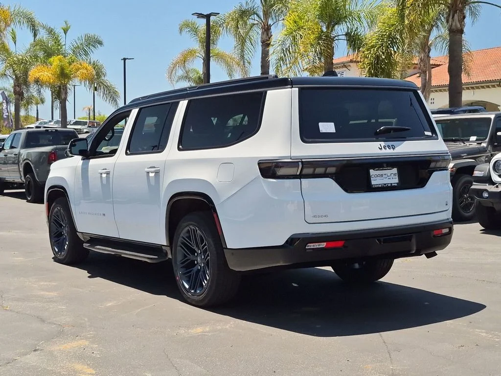 New 2026 Bright White Clear-Coat Exterior Paint Jeep 85th Anniversary Edition image 7