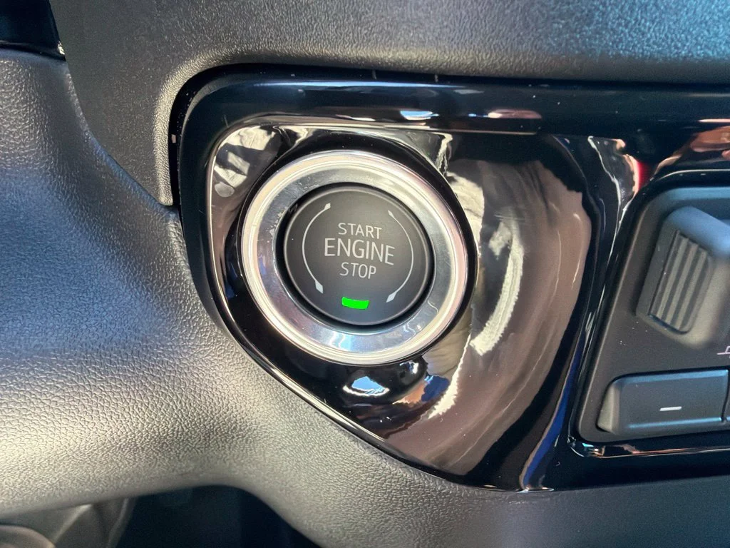 New 2026 Summit White GMC Elevation image 21
