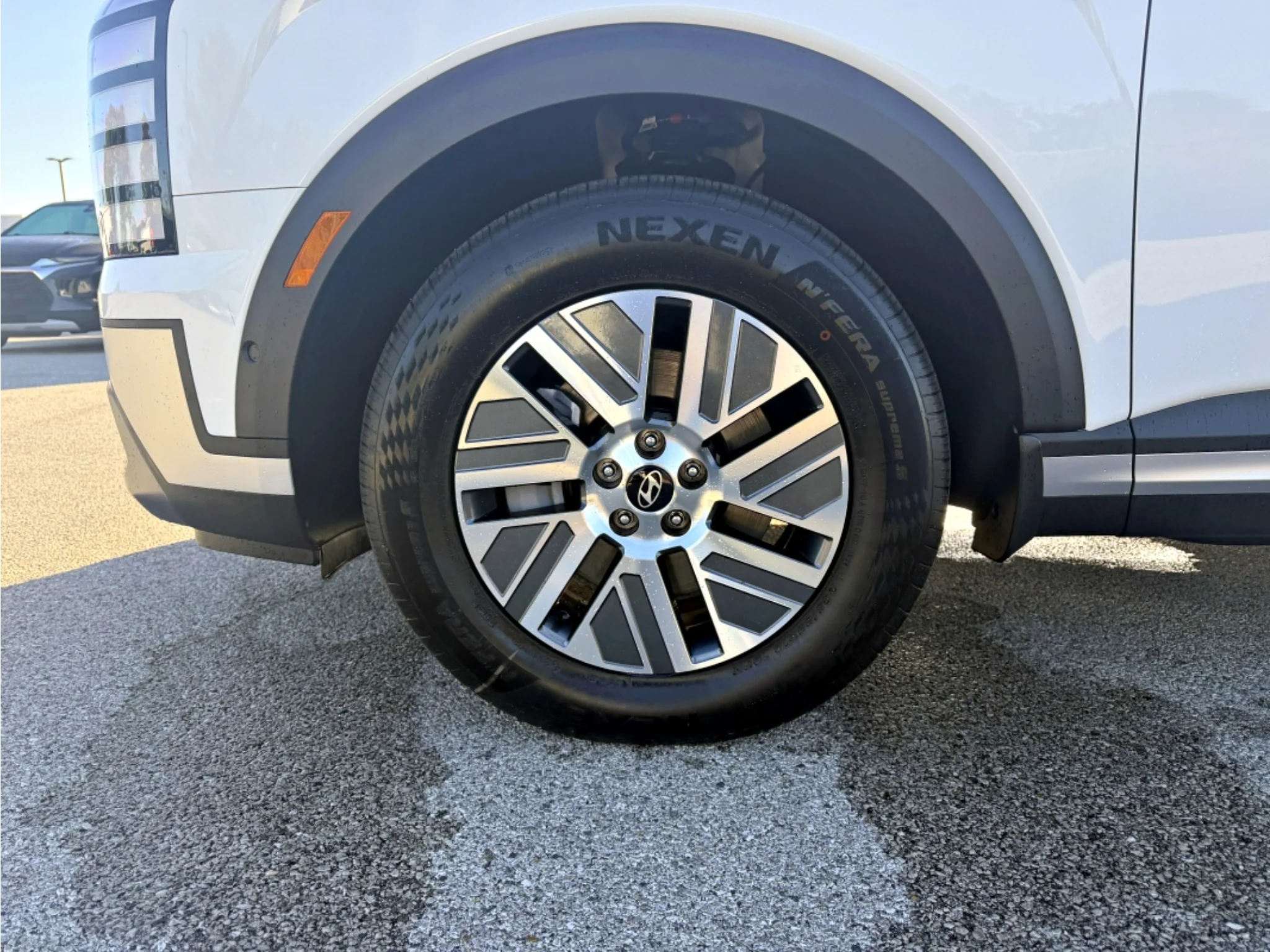 New 2026 Creamy White Pearl Hyundai SEL Premium 7P image 24
