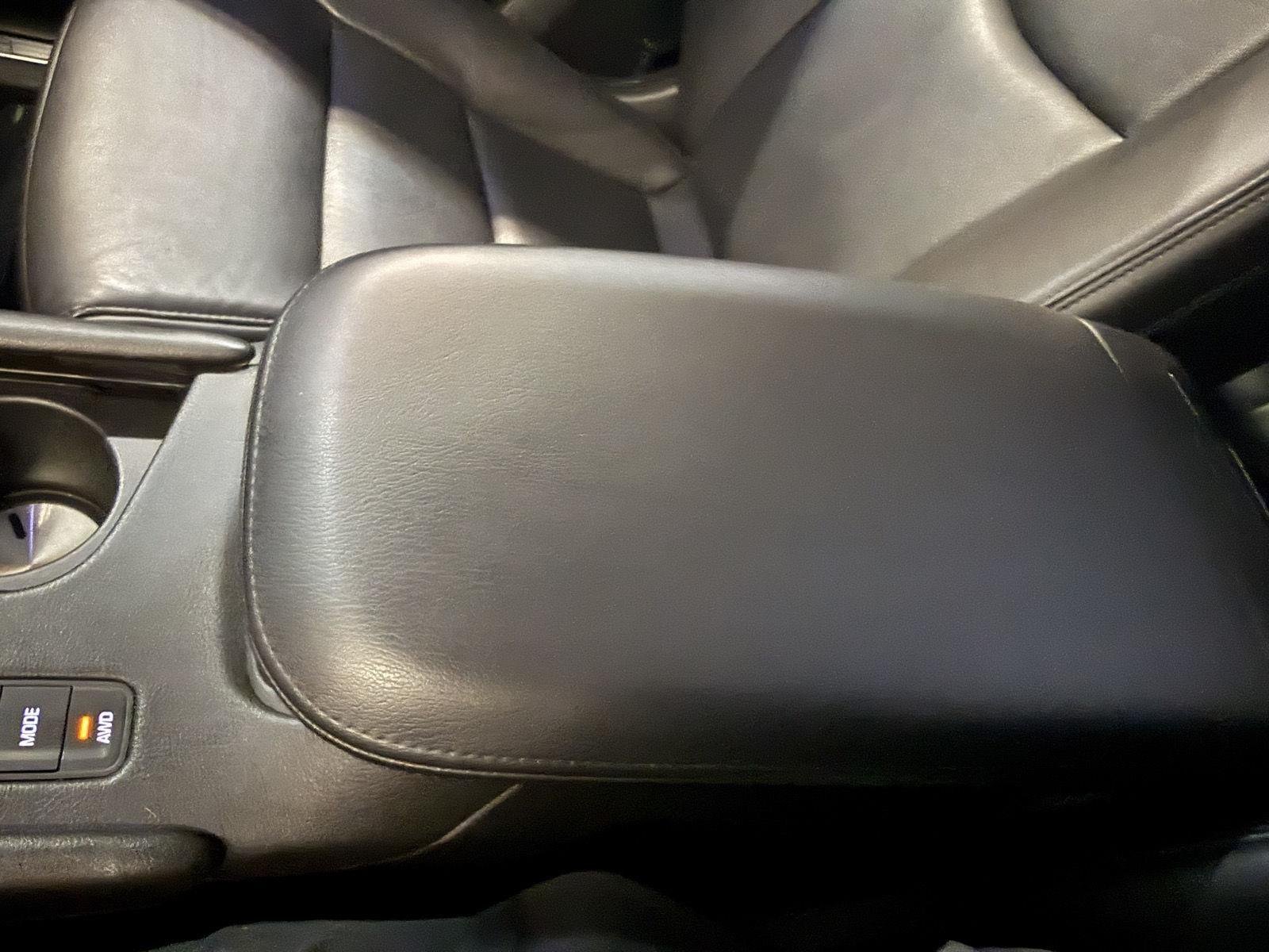 Used 2019 BLACK CADILLAC PREMLUX image 19