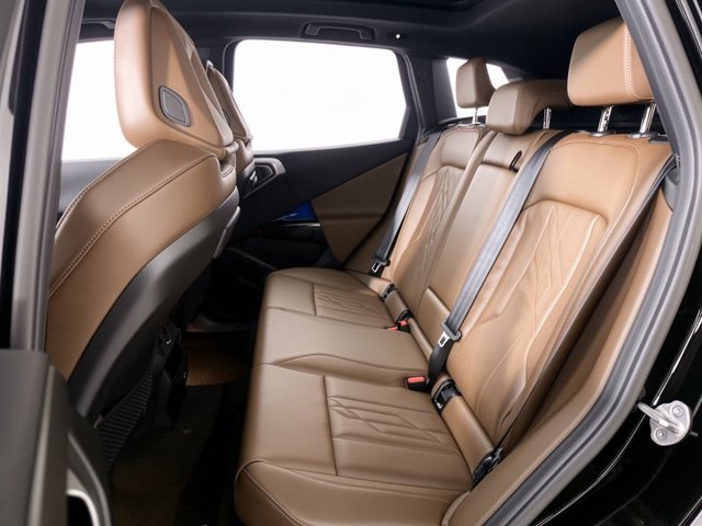 New 2026 Black Sapphire Metallic BMW 30 xDrive image 24