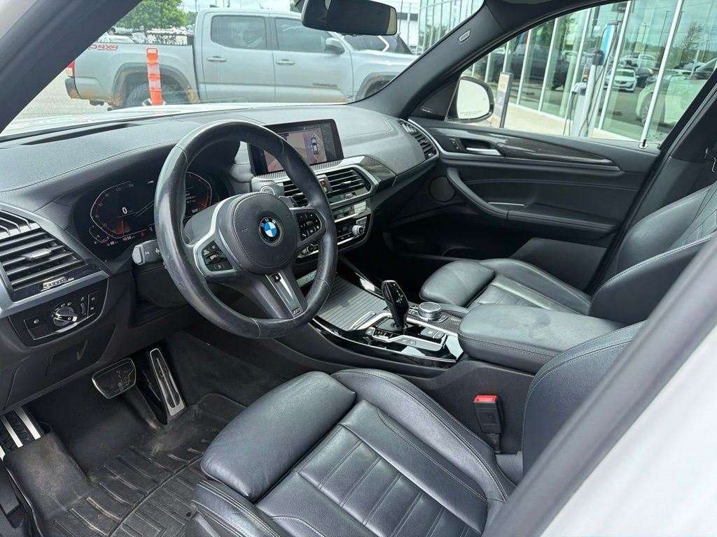 Used 2020 White BMW sDrive30i image 17